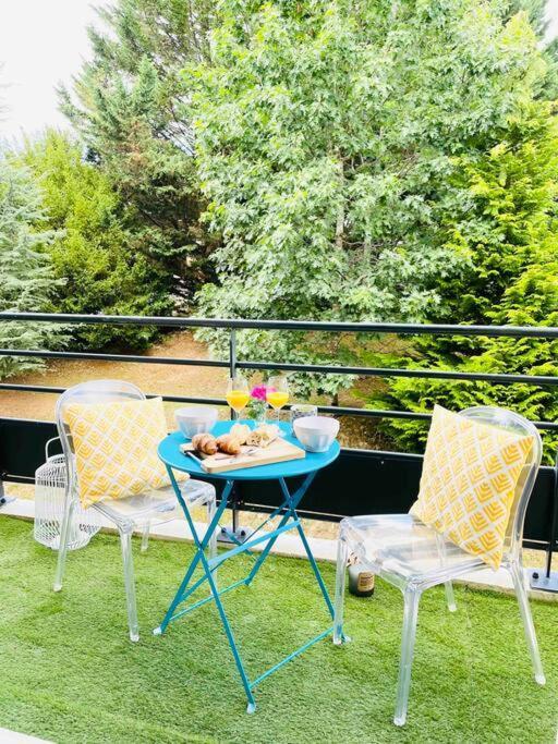 Appartement Cosy, Calme, Lumineux, Balcon, Parking Sarlat-la-Caneda Exterior photo
